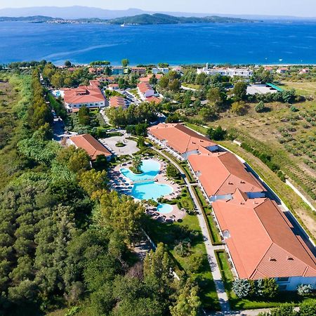 Alexandros Palace Ouranoupoli Exterior photo